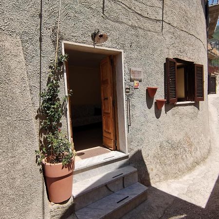 Il Torrione Villa Poggio Bustone Luaran gambar