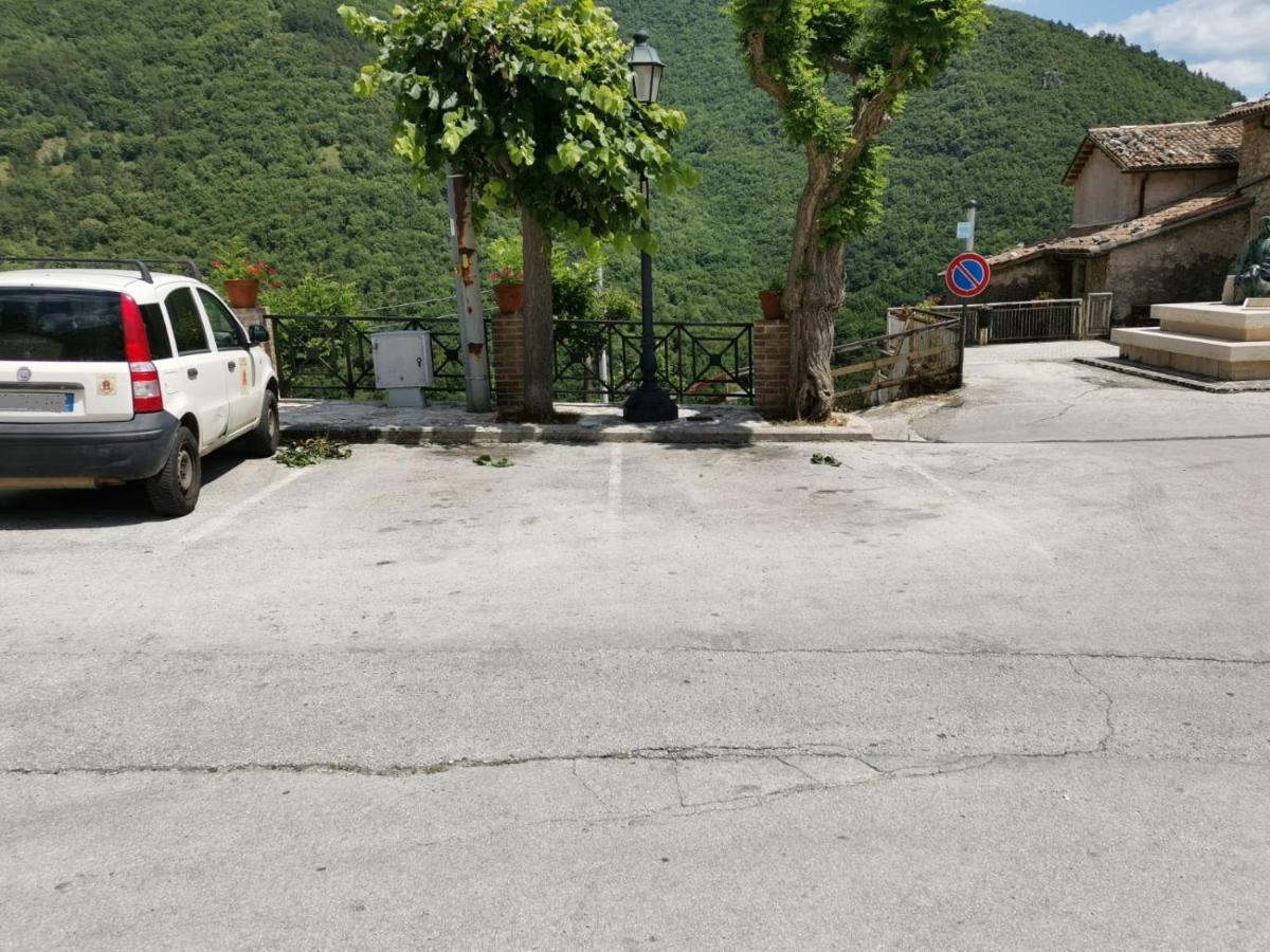 Il Torrione Villa Poggio Bustone Luaran gambar